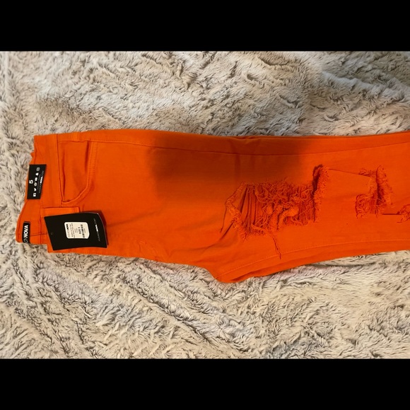 Fashion Nova ripped Flare/wide leg Jeans - Picture 8 of 8